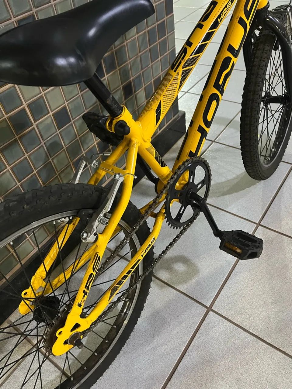 Bicicleta infantil aro 20  - Foto 4
