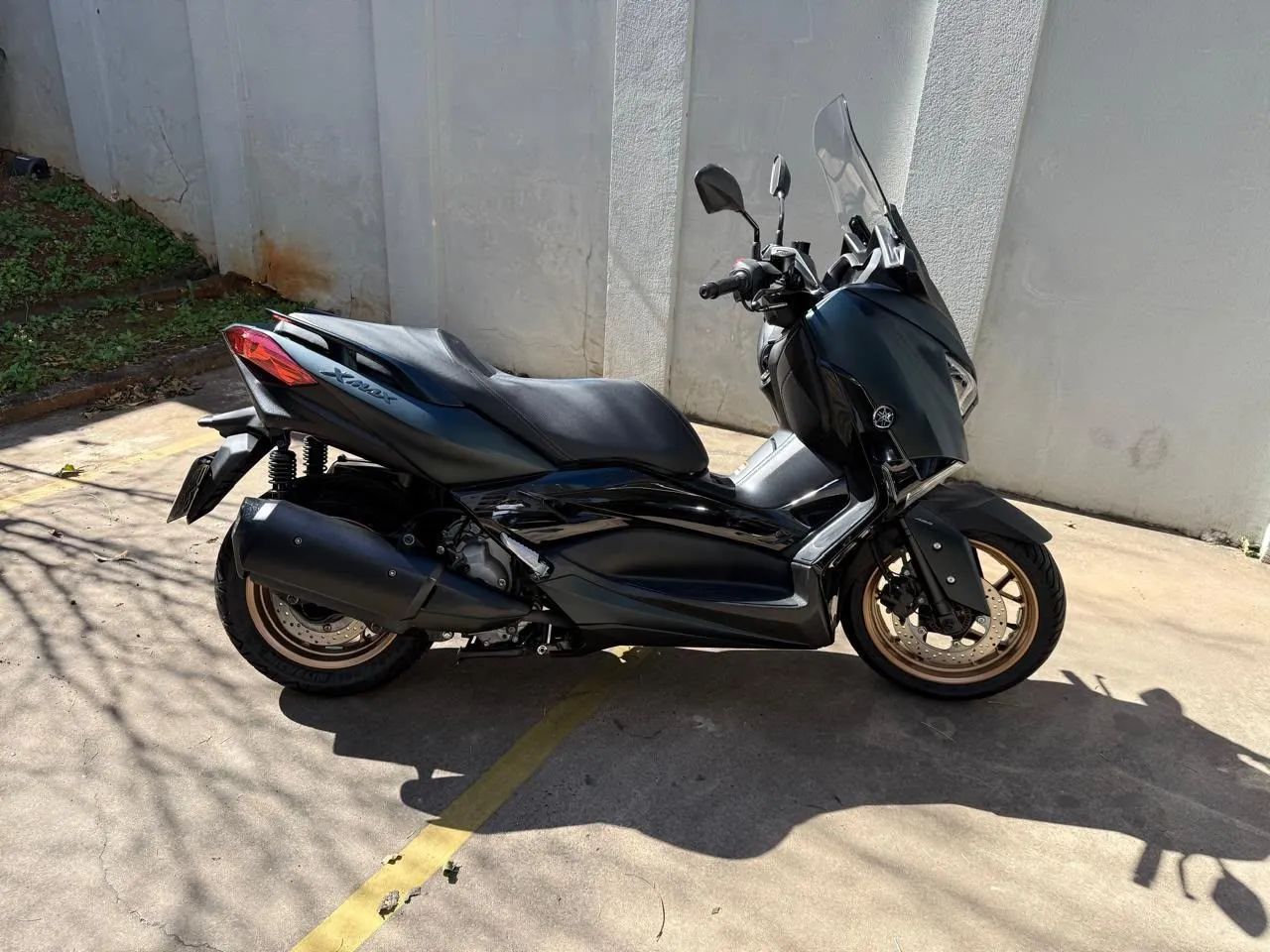 YAMAHA XMAX 250 ABS (2024) - Foto 3