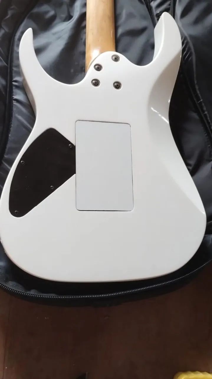 Guitarra Ibanez RG450B renovada - Foto 5