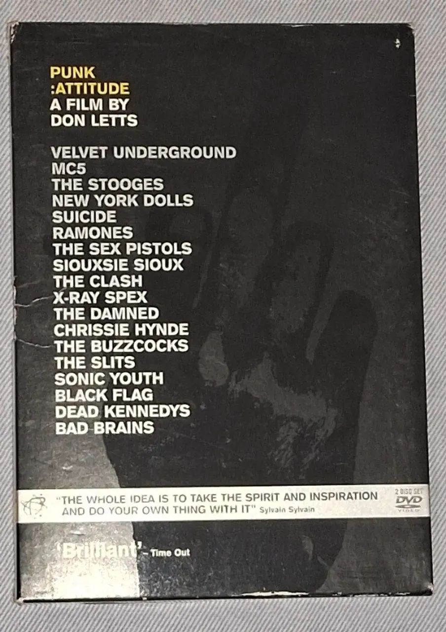 DVD DUPLO PUNK ATTITUDE Versão inglesa com encarte Ótimo estado! - Foto 4