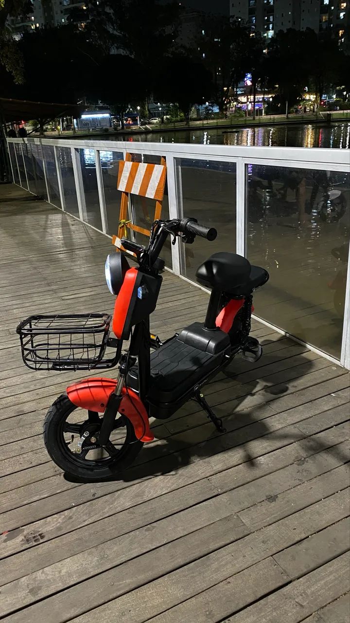 Motinha Bicicleta Scooter Elétrica - nova com plástico de fábrica !