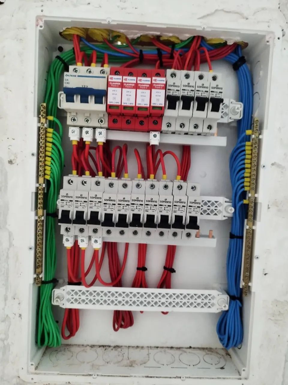 Eletricista residencial e predial  - Foto 5