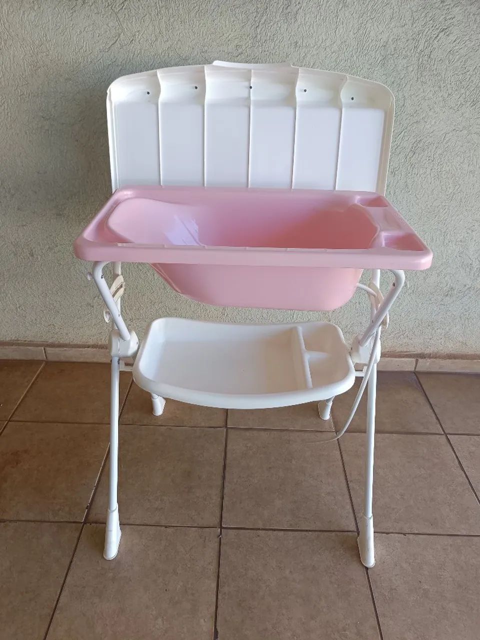 Banheira com suporte e trocador , porta objetos  - Foto 2
