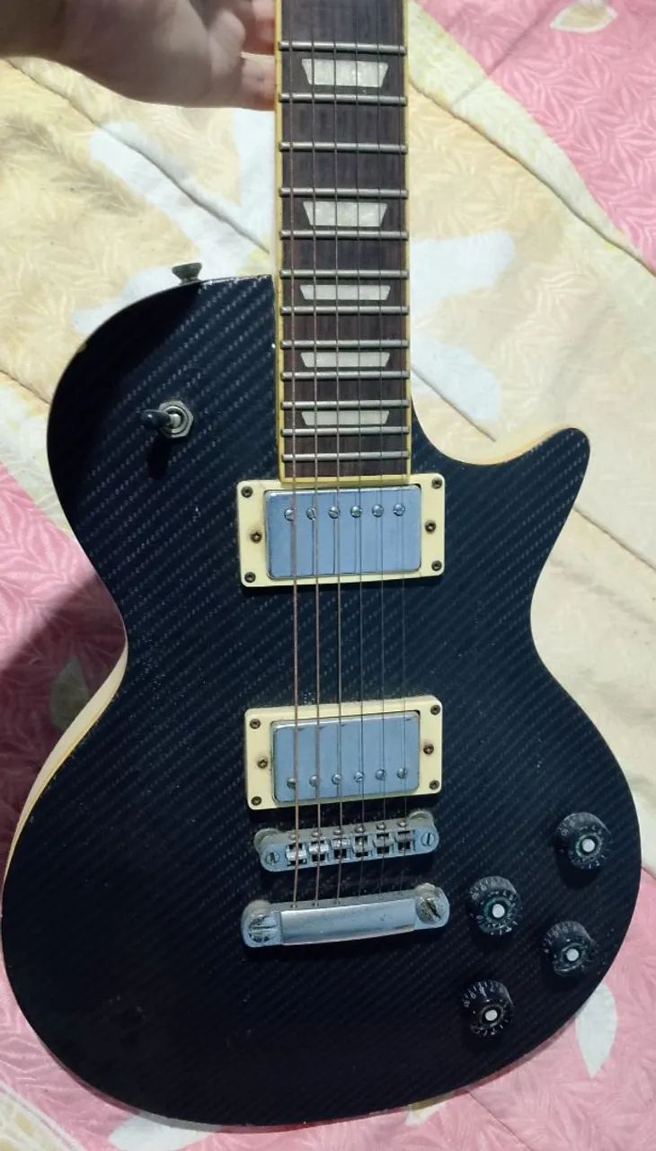 Guitarra modelo Les Paul
