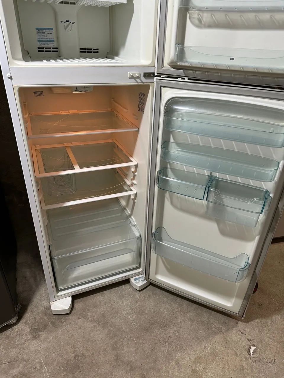 Geladeira Eletrolux 356 litros - Foto 5