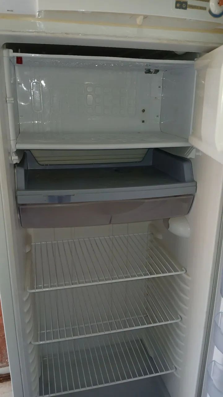 Geladeira. 