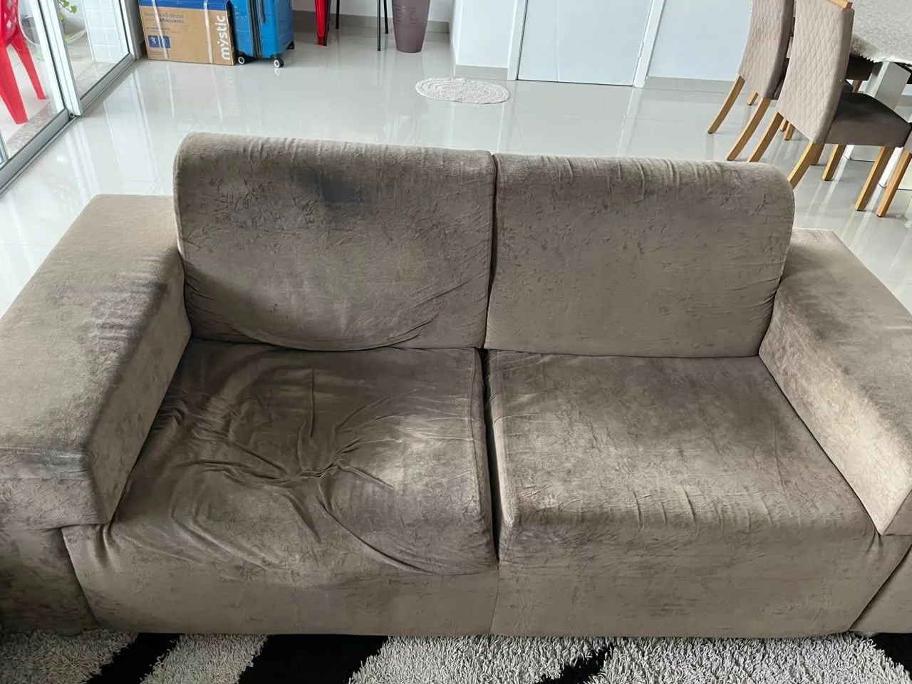 Vende-se Sofá de 3 e 2 lugares  - Foto 2