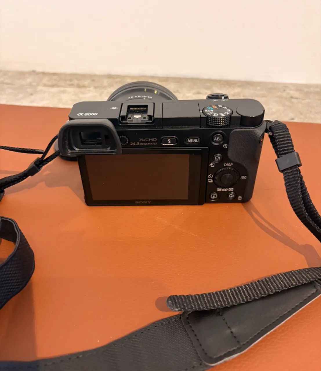 Camera semiprofissional Sony a6000 - Foto 3