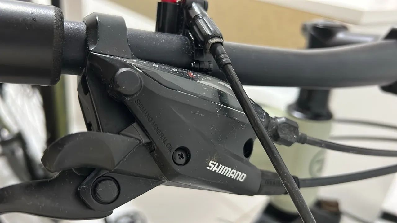 Bicicleta muito nova  - Foto 3