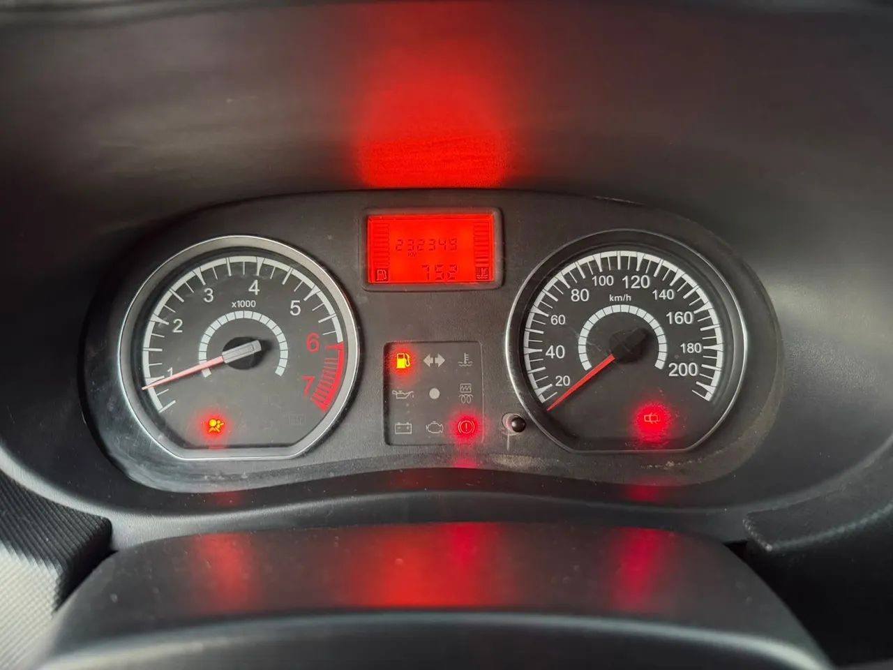 Renault Logan Expression Hi-flex 1.6 8V 4P 2012