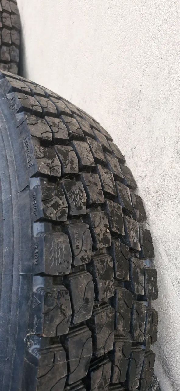 Pneus BURRACHUDO 1° REFORMA 295 - Foto 2