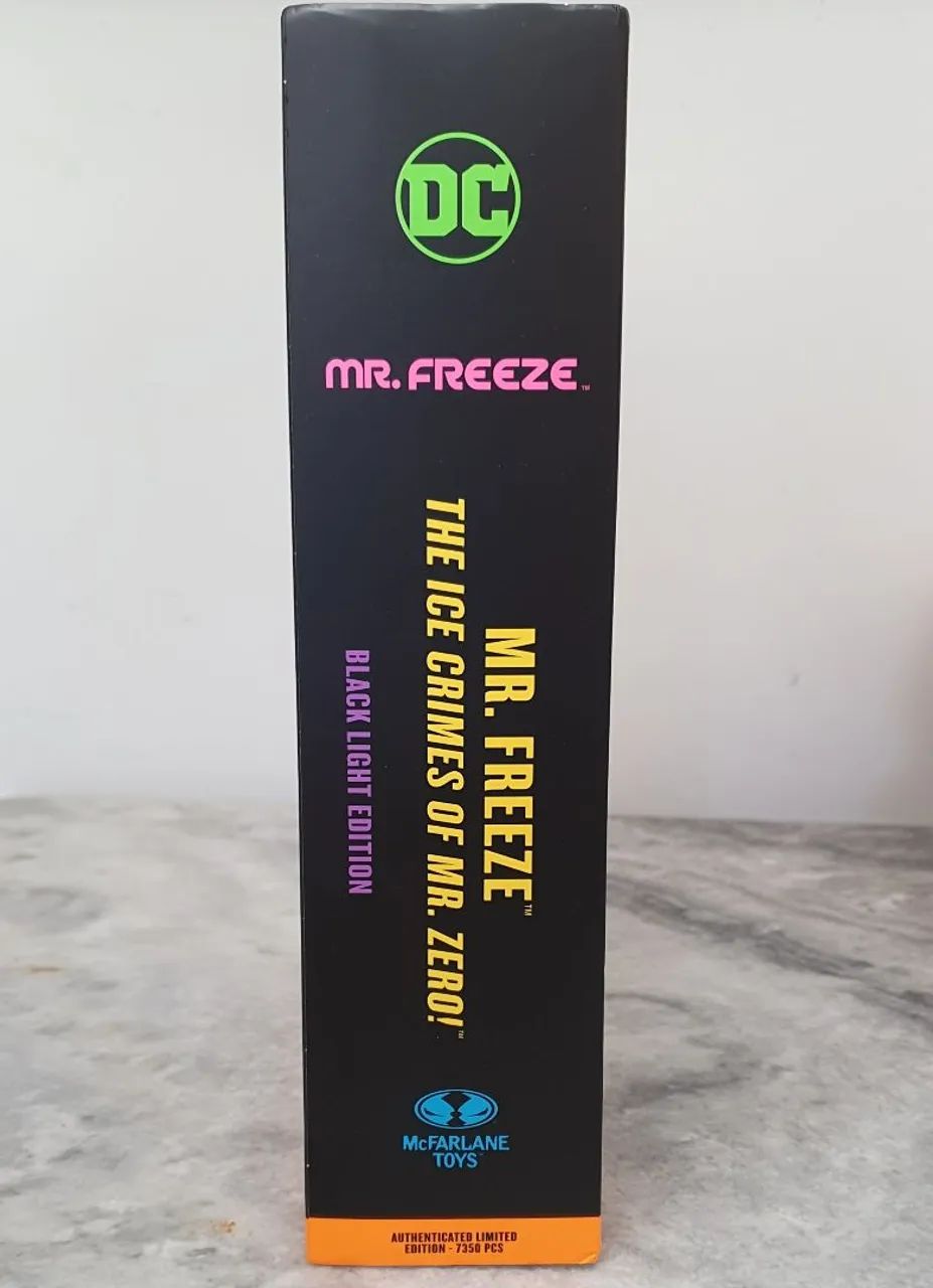 McFarlane Batman Mr.Freeze Black Light Edition lacrado - Foto 5