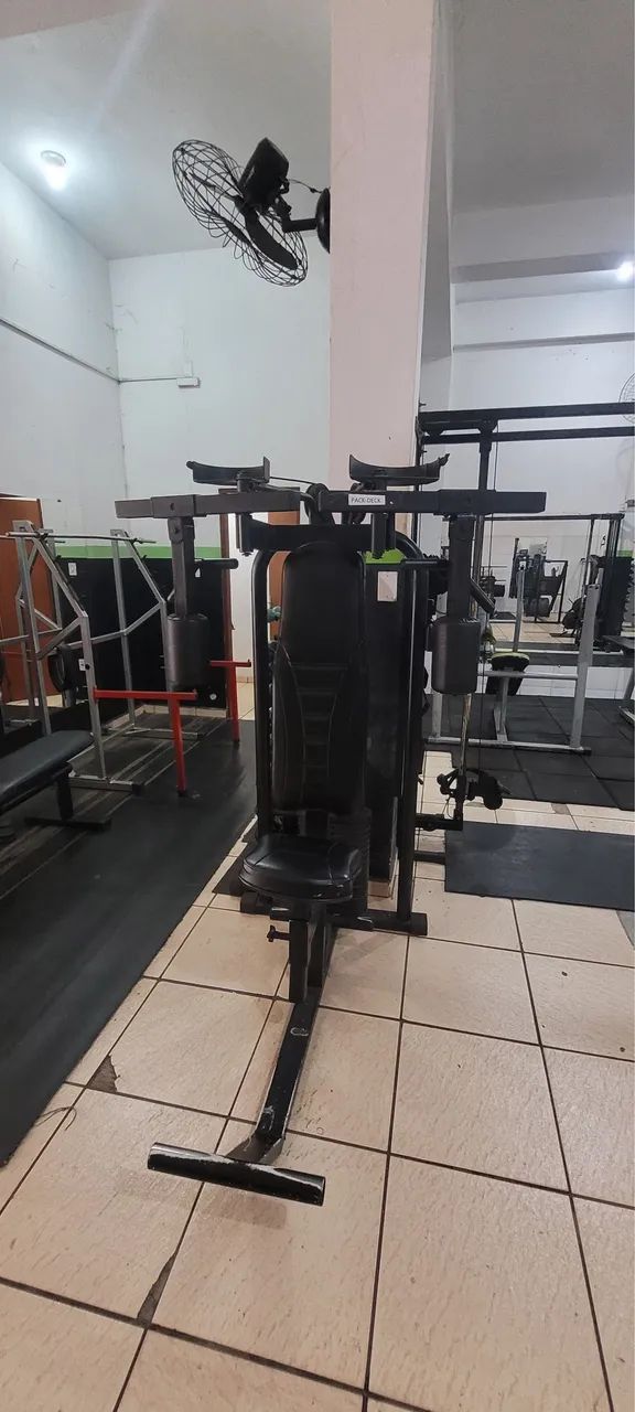 Aparelho de Academia para braços.