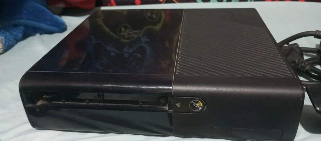 Xbox 360 Slim - Foto 3