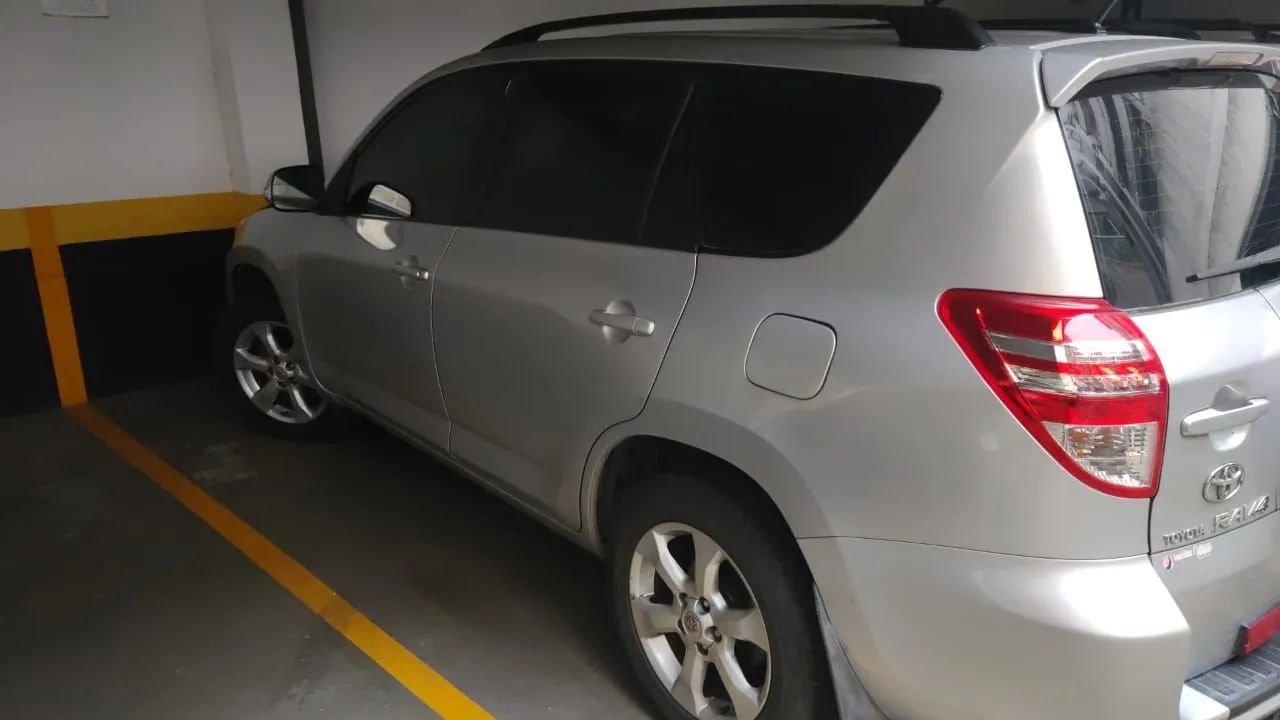 Toyota Rav4 RAV4 2.4 4x4 16V 170cv Aut. 2010