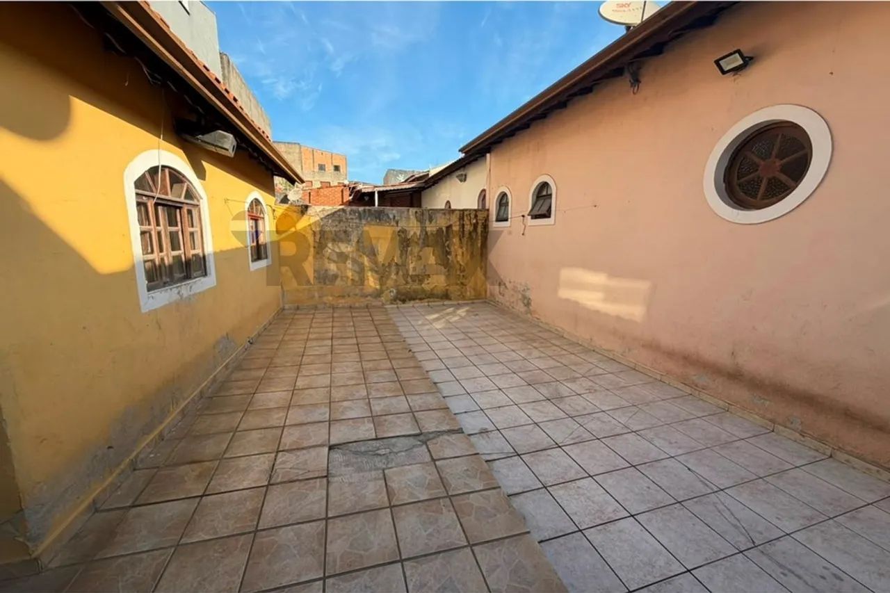 "Invista em Bragança: Casa área mista - Foto 4