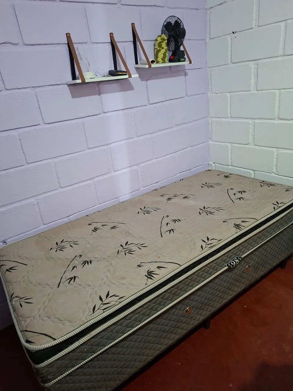Cama box de solteiro usada - Foto 2
