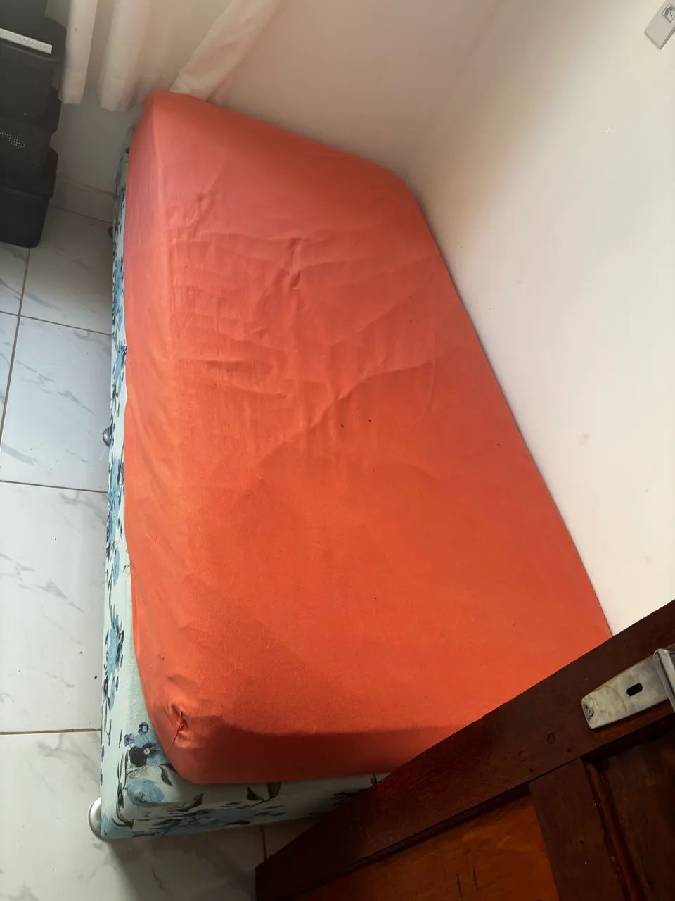 Cama box + colchão 