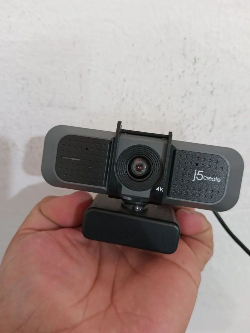Webcam J5create 4k Grande Angular Com Microfone E Tampa De P