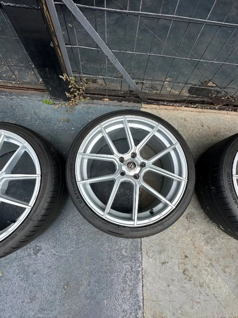 Jogo de rodas Vittoria San Diego 19" 5X112 compativel com Jetta, Golf, Audi, bmw, etc. - Foto 4