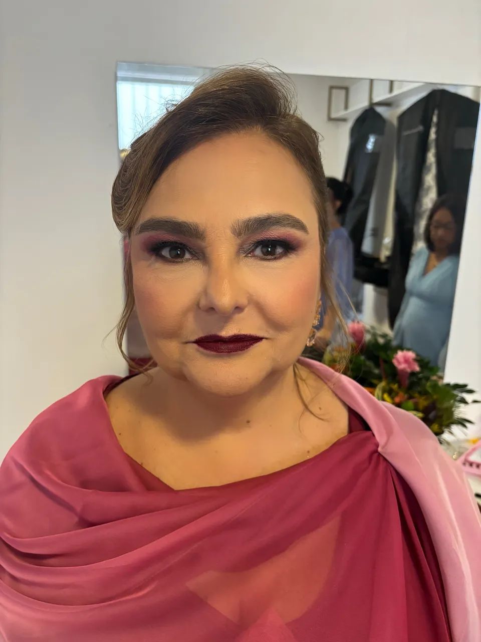 Maquiagem Profissional, penteados e beleza em domicílio