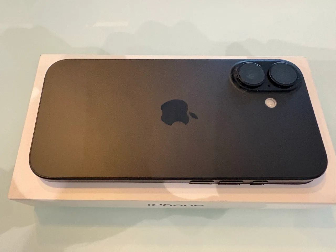 iPhone 16 preto 128gb 95% - Foto 3
