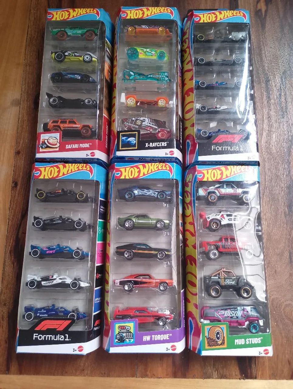 Carrinho Hotwheels 60,00 cada 