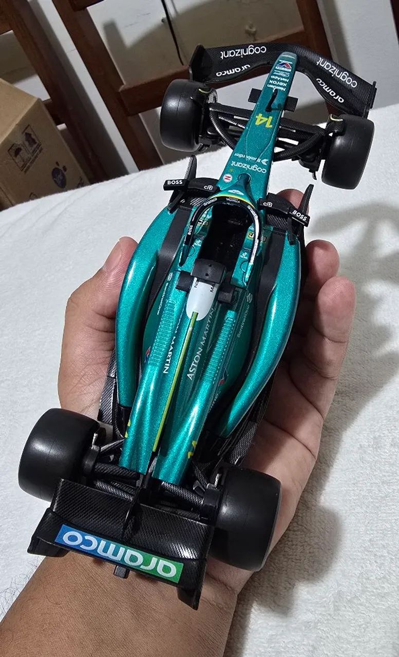 Carrinho miniatura da F1 Aston Martin Fernando Alonso  - Foto 2