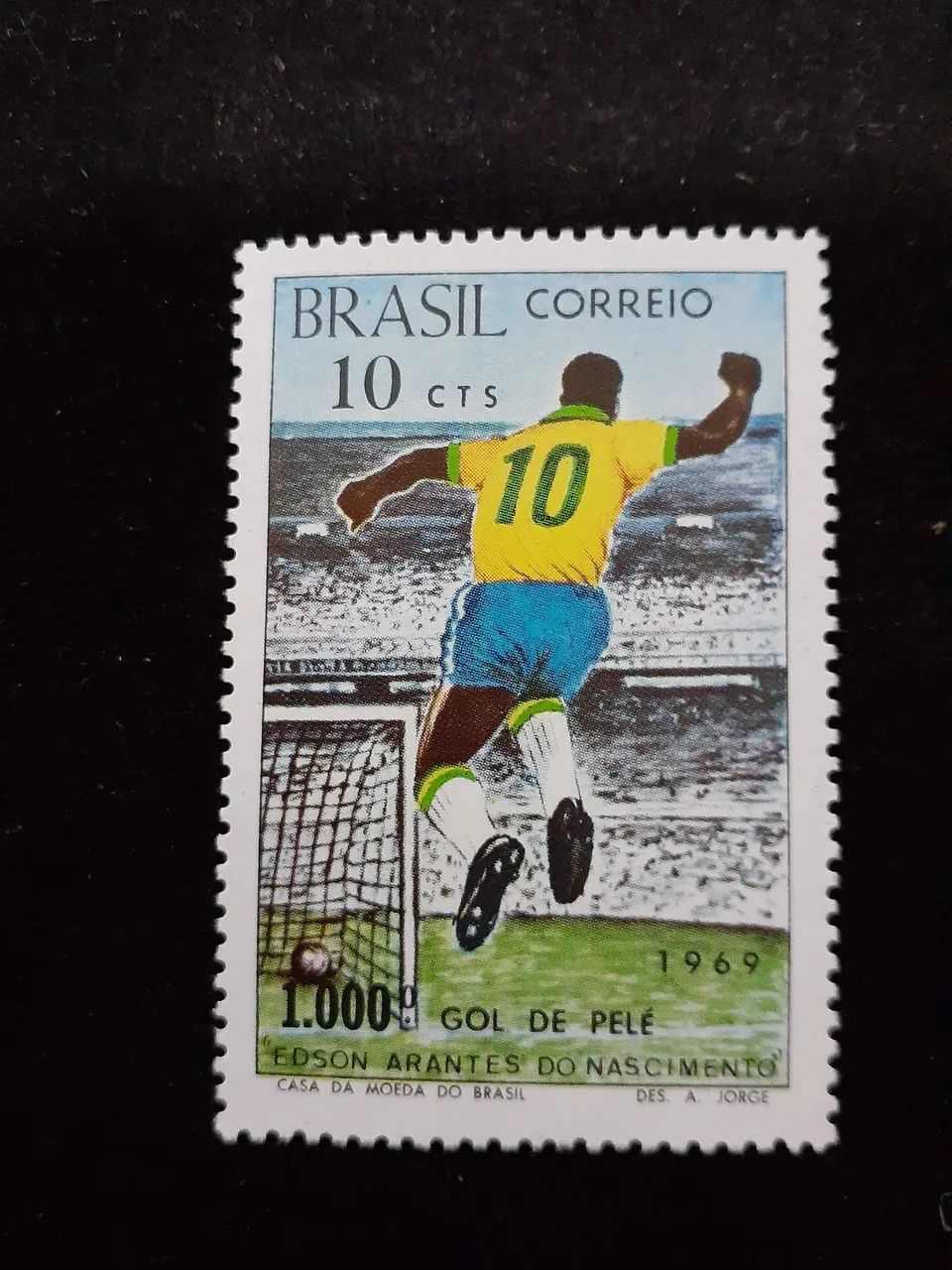 Selo postal milésimo gol do Pelé. 