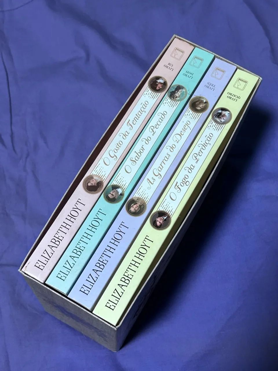 Livros - Foto 2