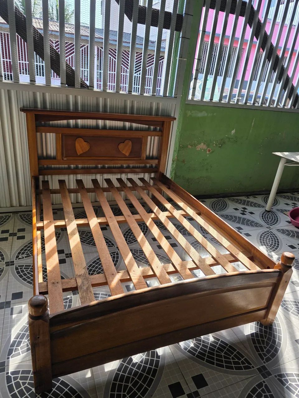 Cama de Madeira e Colchão - Foto 4