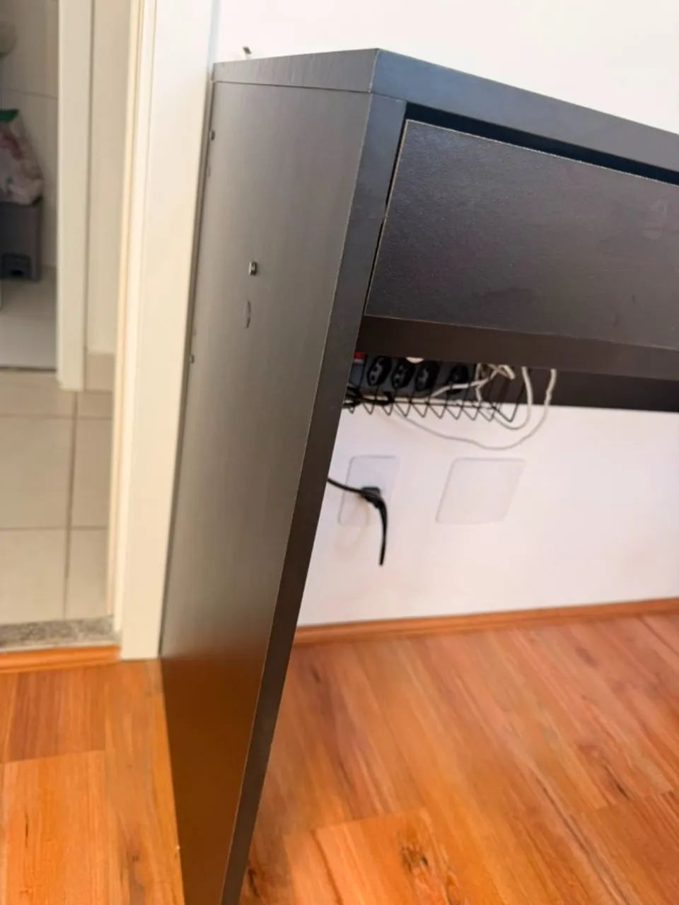 Escrivaninha com 2 gavetas - Foto 3