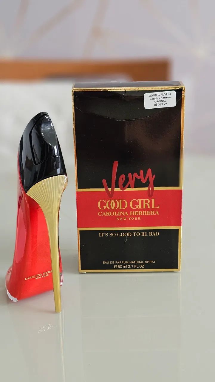 Perfume Carolina Herrera very 80 ml  - Foto 3