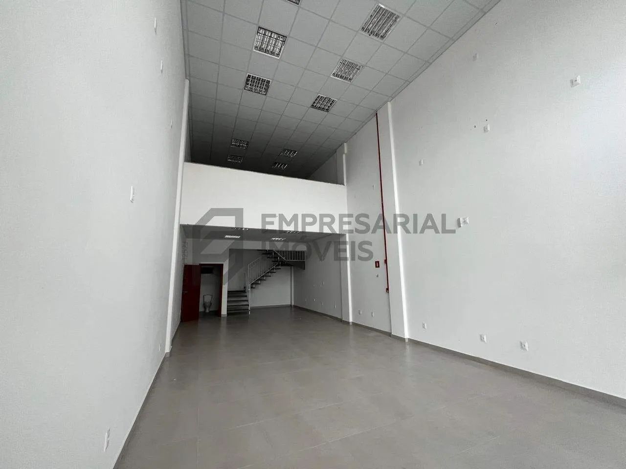 Loja para Aluguel no Centro de Palhoça (100m² internos + 20m² externos) - Foto 3
