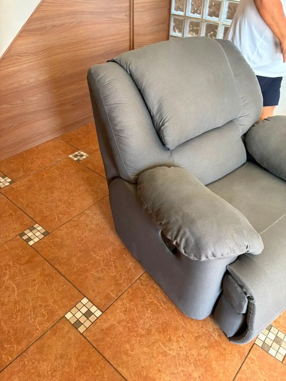 Vendo poltrona usada, em ótimo estado!! - Foto 3