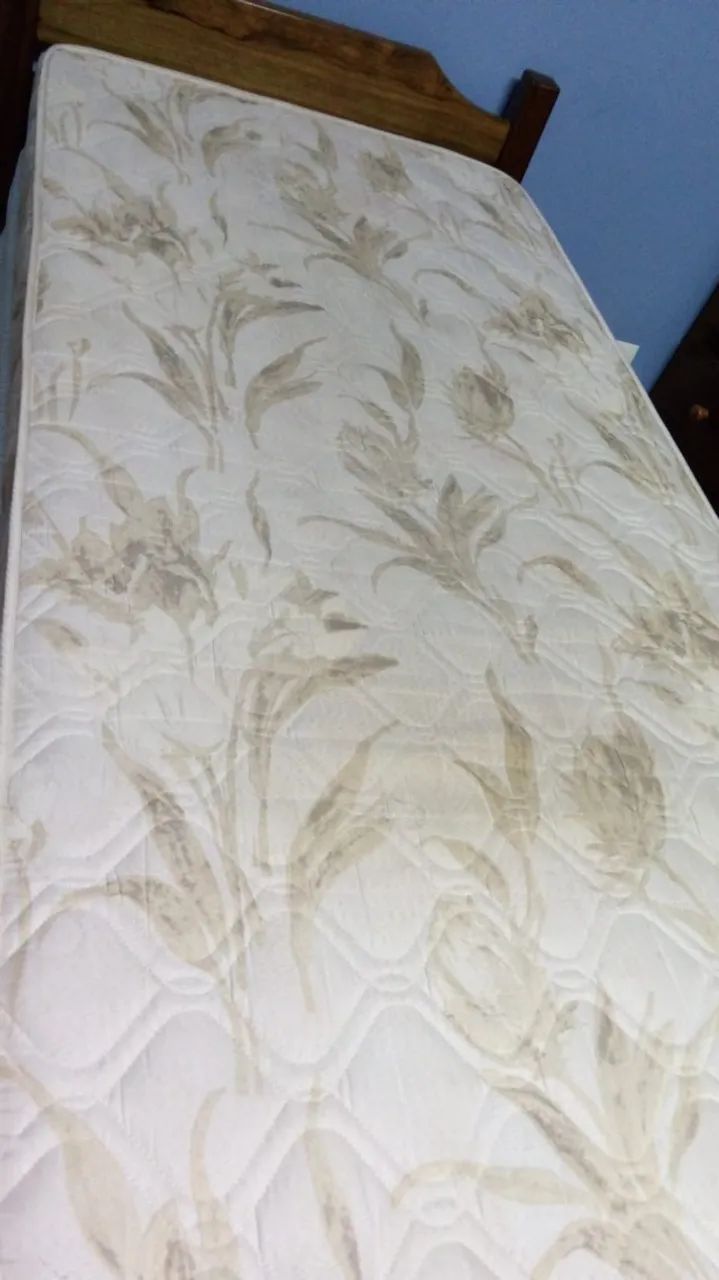 cama de solteiro + colchão+ criado mudo - Foto 3