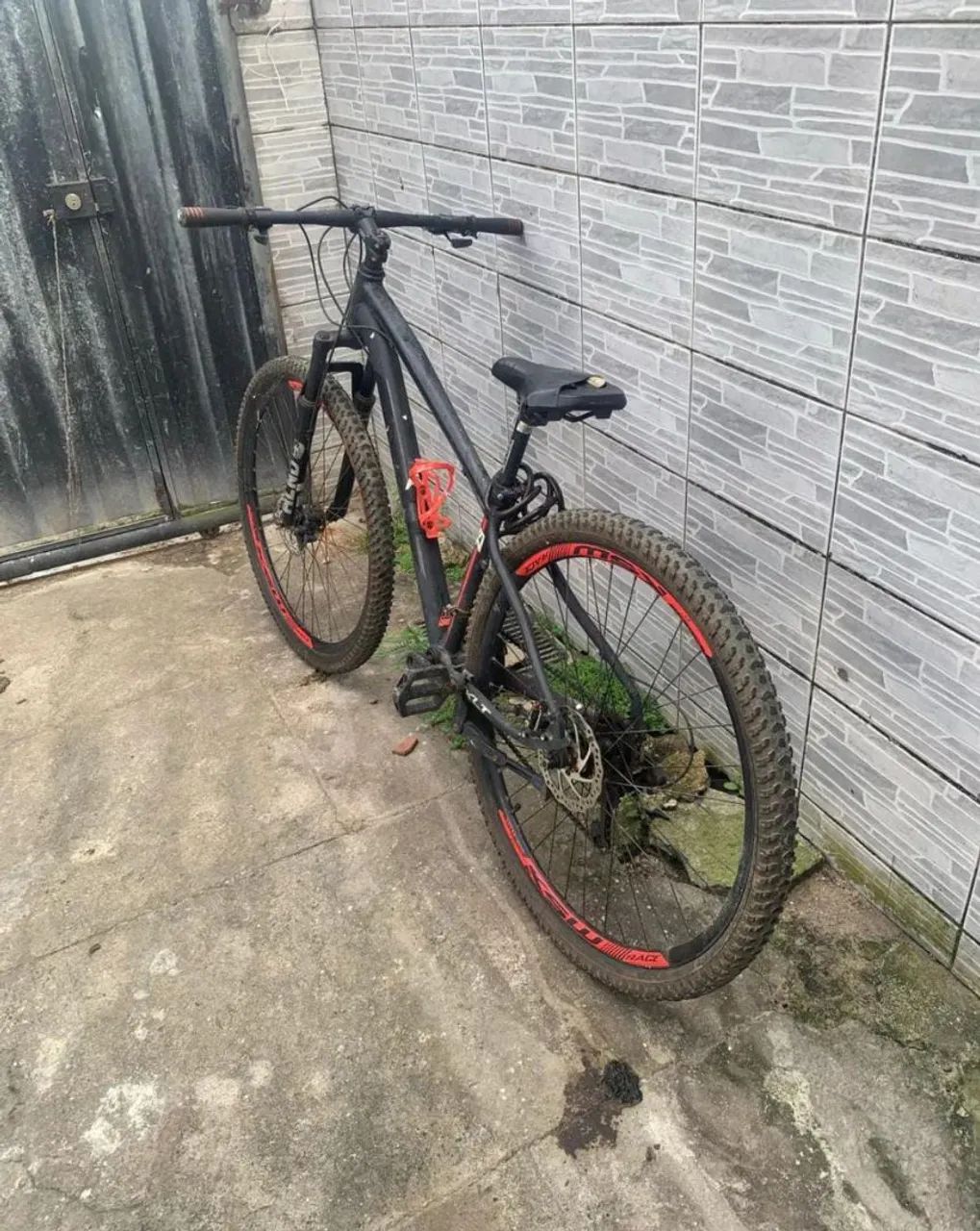 Bicicleta urbana aro 29 em bom estado 