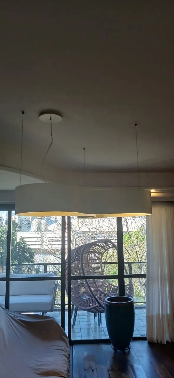 Luminária com design moderno. - Foto 4