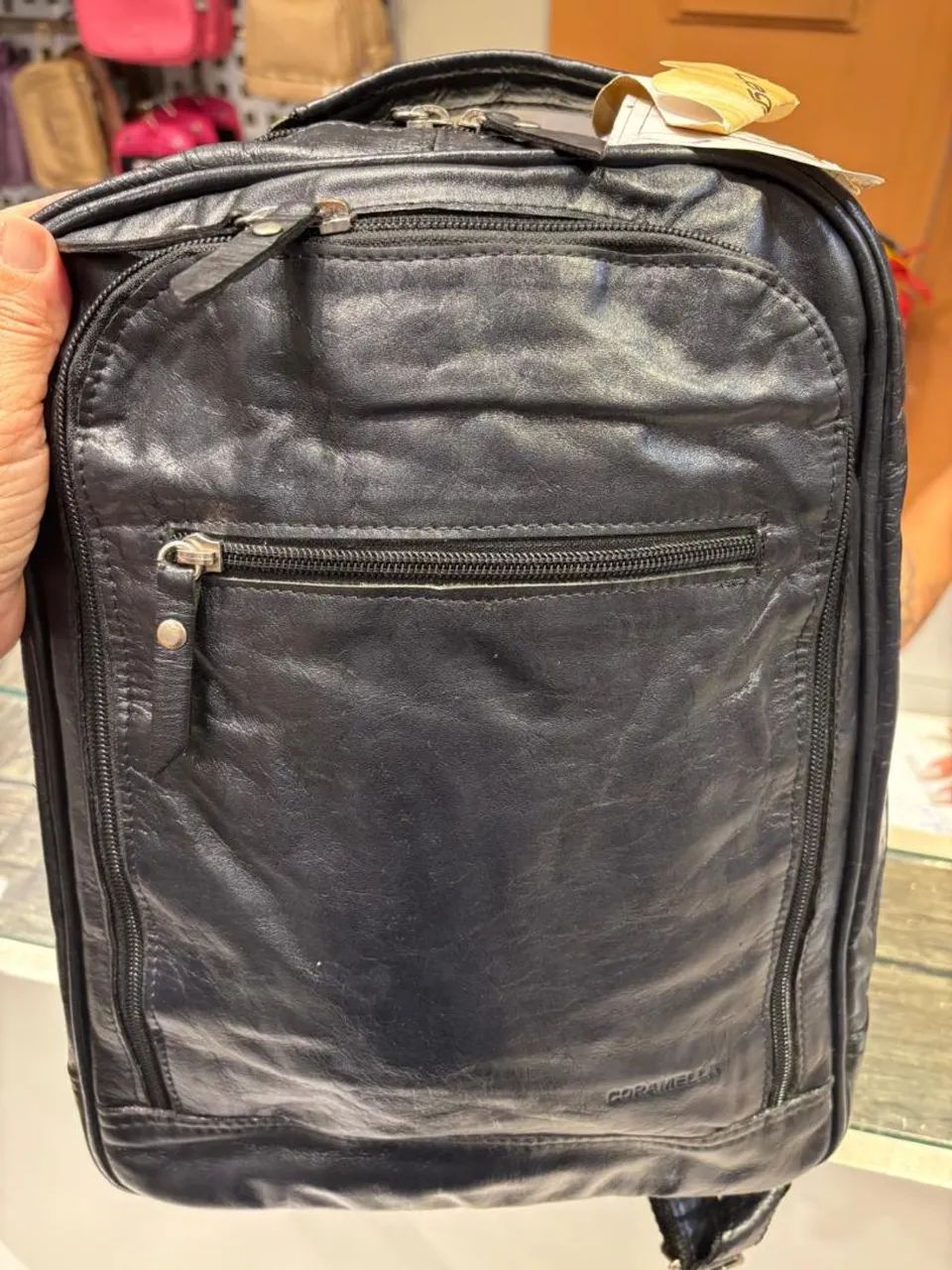 Mochila em couro com compartimento para notebook  - Foto 2