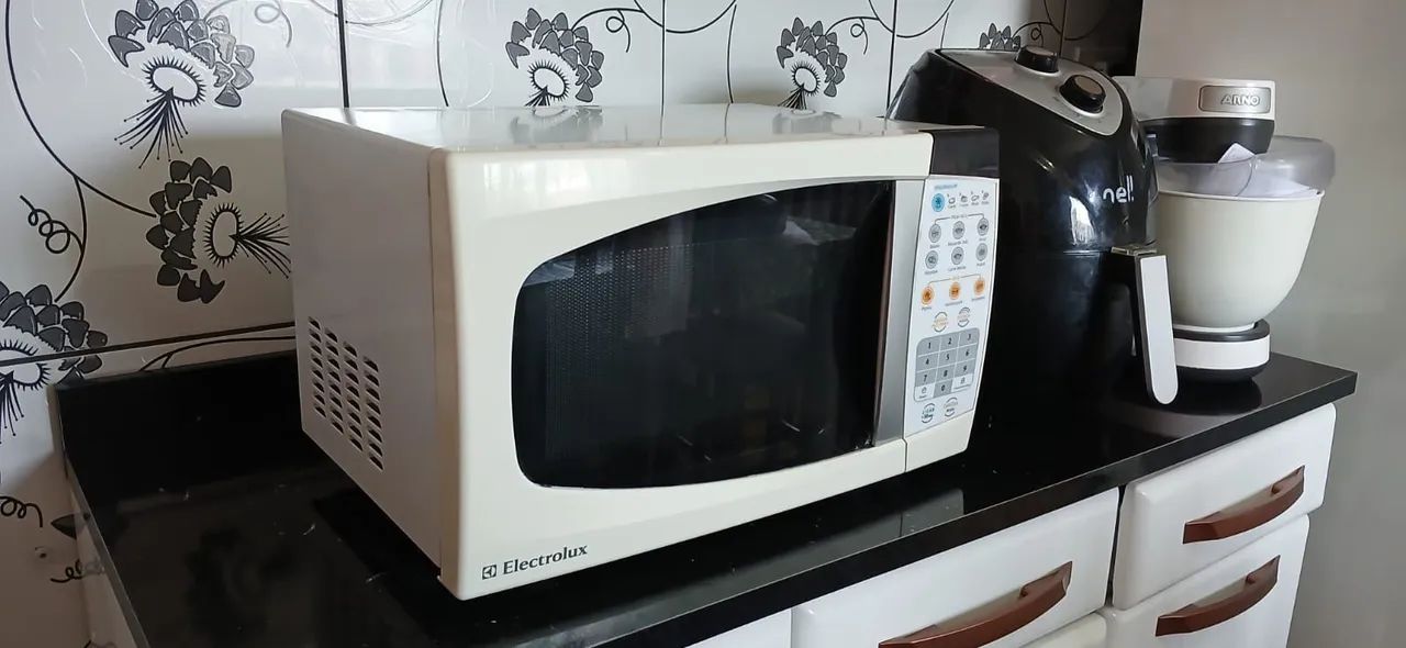 Microondas Eletrolux 20litros 