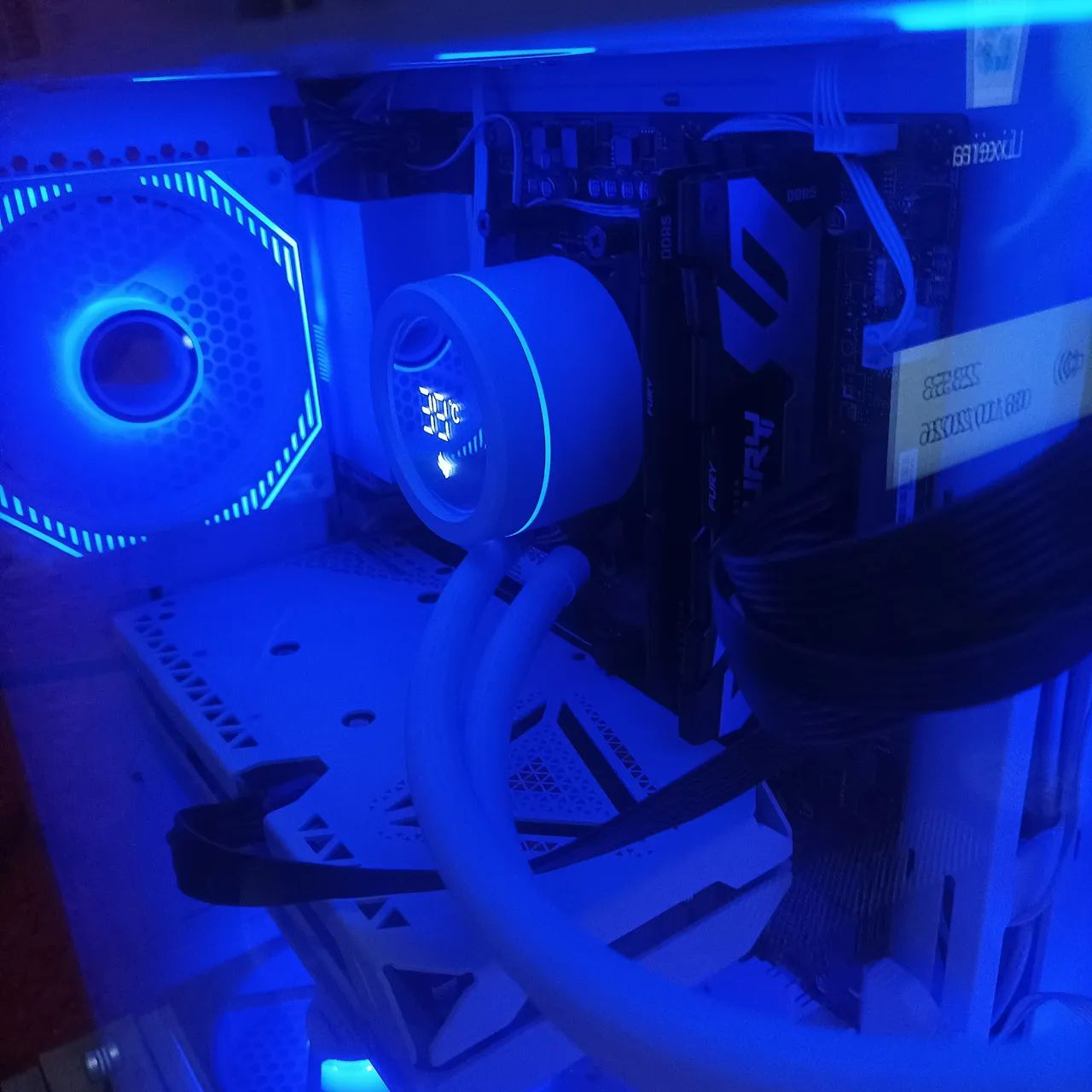 PC Gamer Ryzen 7 7800X3D - Foto 5