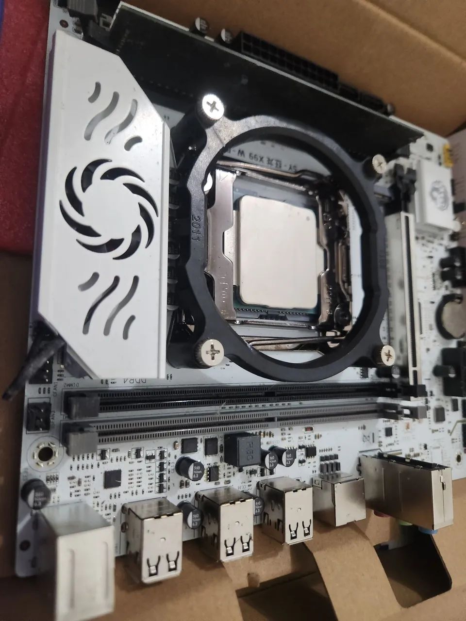 Placa mãe e processador e5-2650v3 - Foto 3