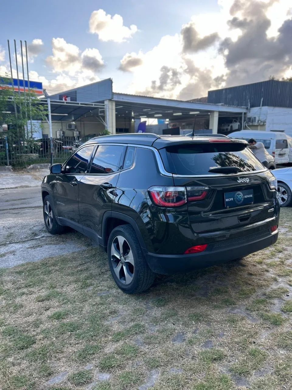 Jeep Compass COMPASS LONGITUDE 2.0 4x2 Flex 16V Aut. 2018