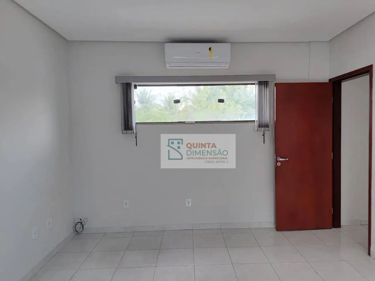 Excelente sala comercial na Peixoto de Castro com vaga na garagem - Foto 4