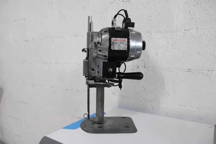 Máquina de Corte faca Kaster 8" 220v - GF Máquinas