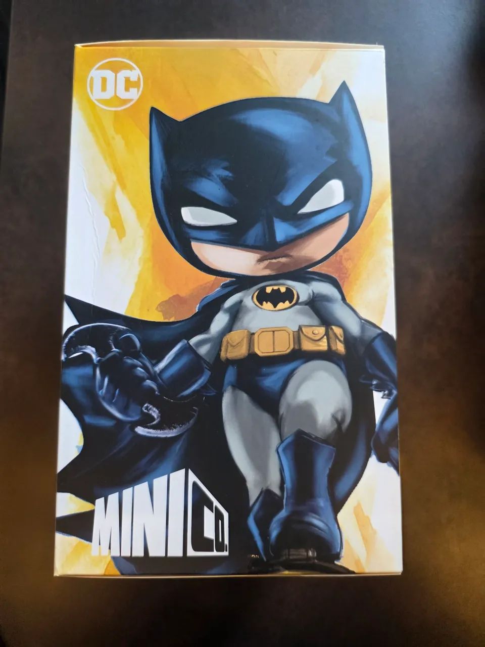 BATMAN NO BATSINAL MINICO IRON STUDIOS - Foto 3