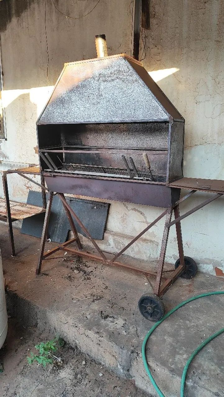 Churrasqueira para espetinho 