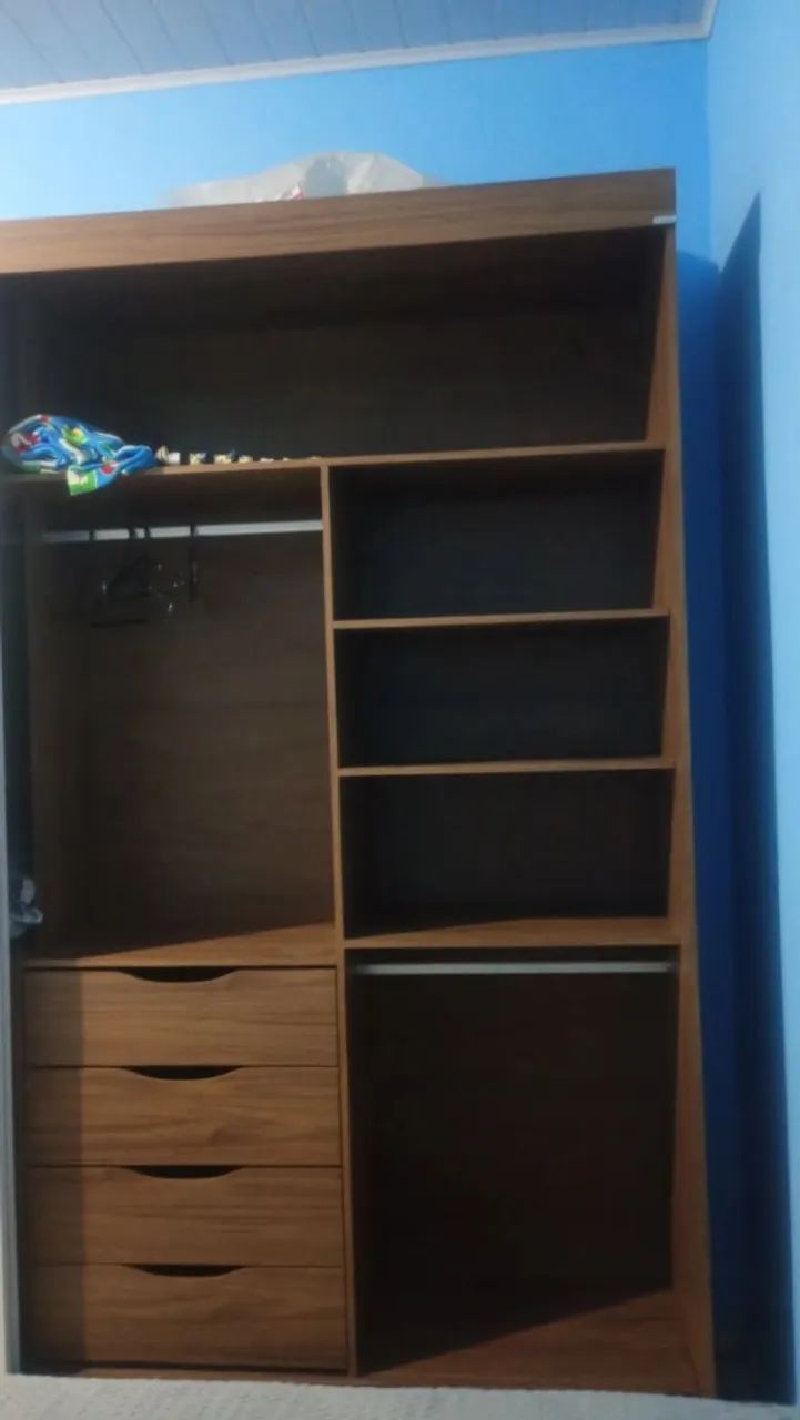 GUARDA-ROUPA 2 PORTAS E 8 GAVETAS - NÃO ENTREGA - Foto 2