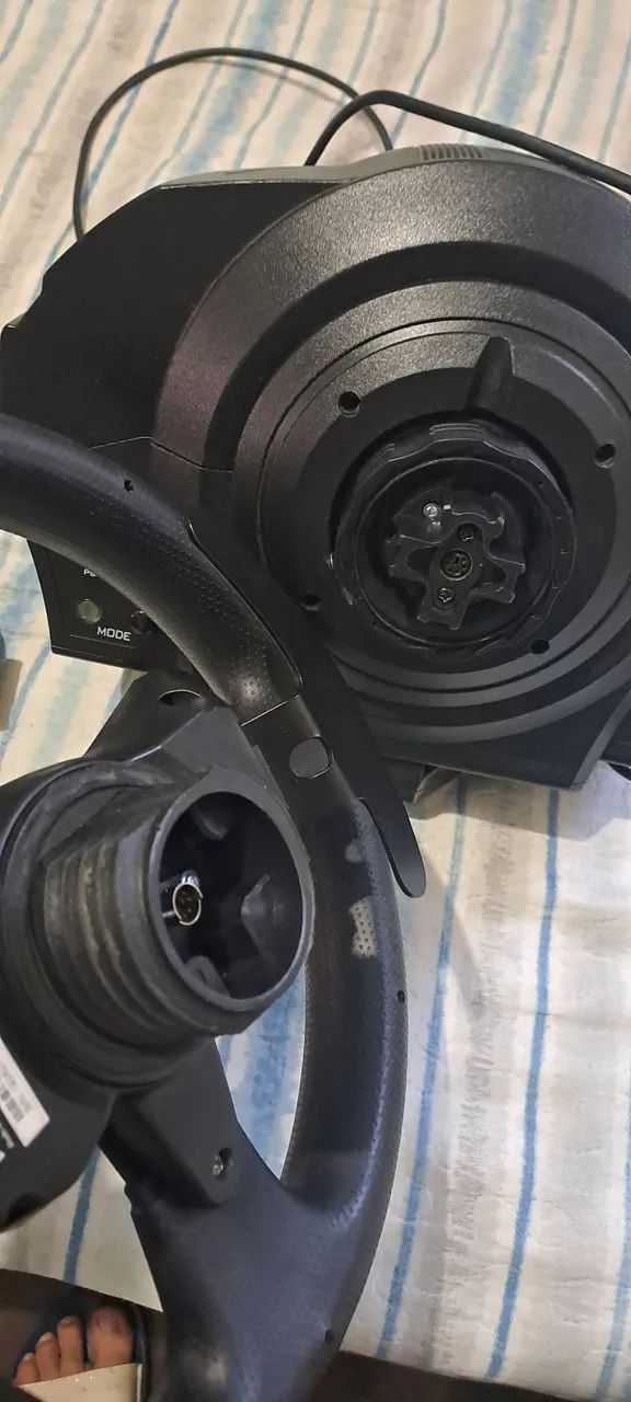 Volante pc ps3 ps4 thrustmaster t300  - Foto 2