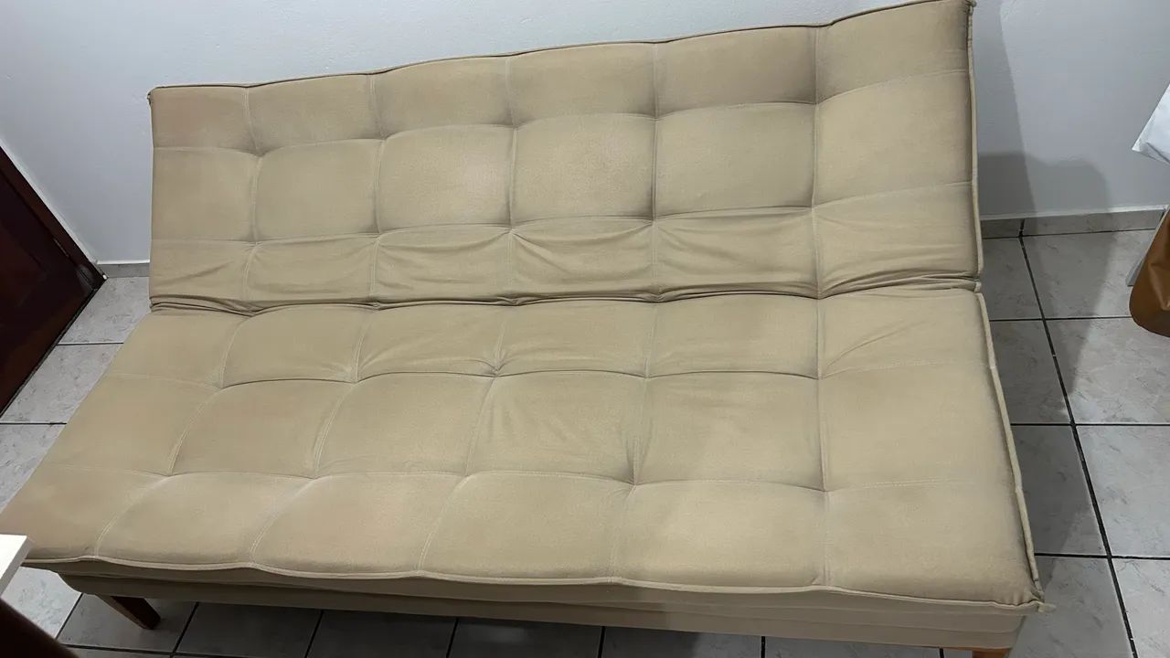 Sofá cama 3 lugares suede bege - Foto 2